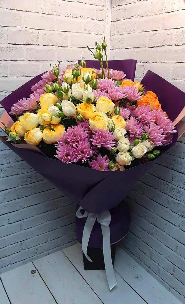 Букет цветов из: Хризантемы и Розы в Новофедоровке