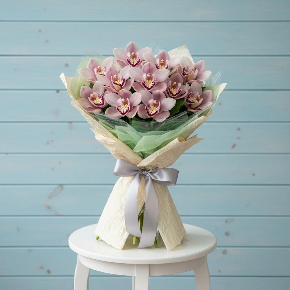 Букет цветов из: Орхидеи и Розы в Новофедоровке