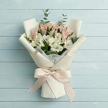 Букет цветов из:  Альстромерии #REPLACE_PRED# Новофедоровке