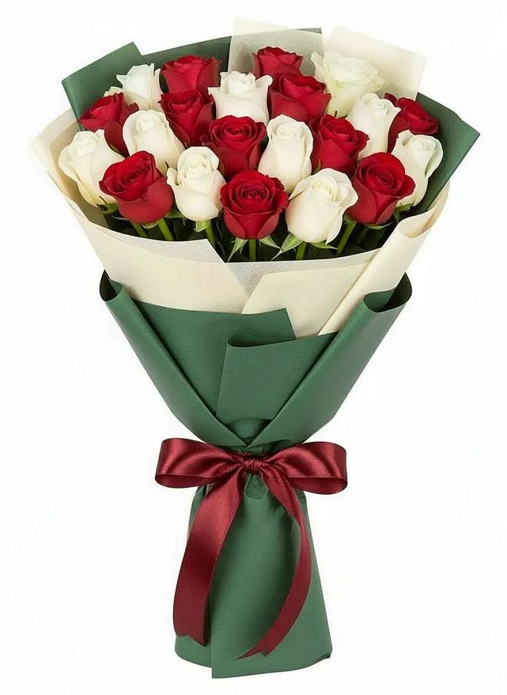 Букет Микс из красных и белых роз в Новофедоровке