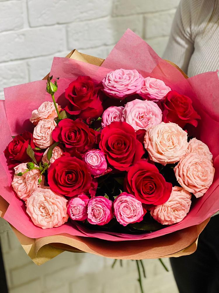 Букет цветов из: Розы в Новофедоровке