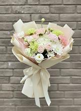 Букет цветов из:  Гвоздики, Розы, Лизиантусы и Хризантемы в Новофедоровке